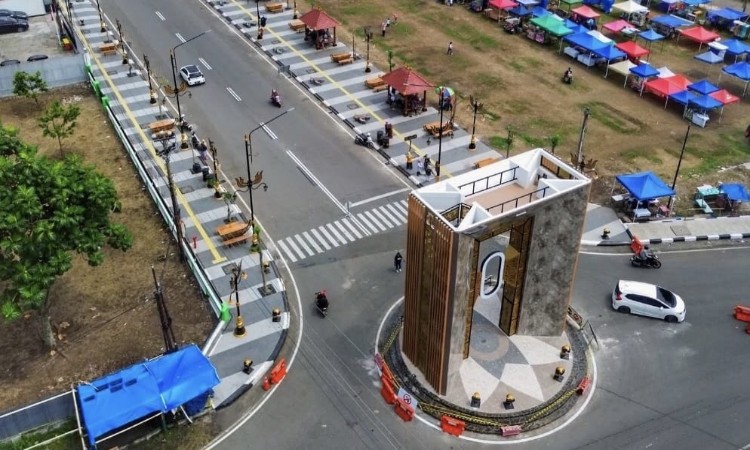 Titik Nol Kilometer Cilacap: Jantung Hiburan yang Mengajak Anda Menari dengan Ombak